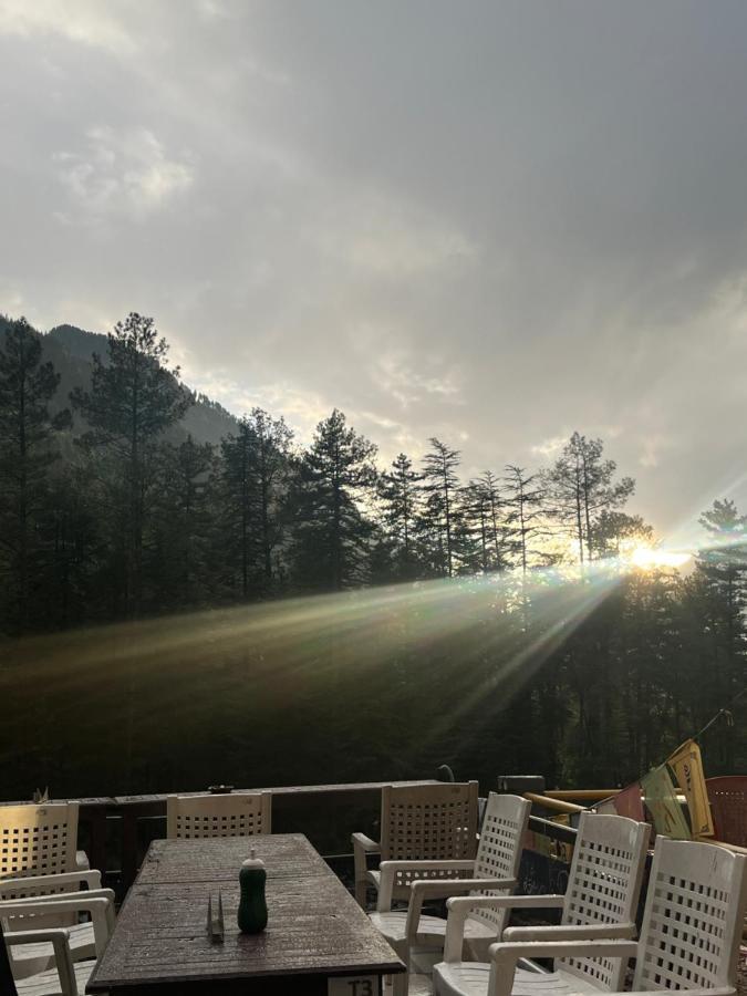 Shanti Cafe & Hostels Касоль Екстер'єр фото